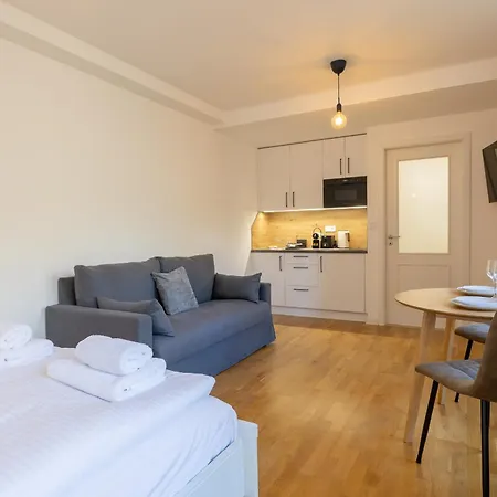 Apartment What A Flat On Jecna